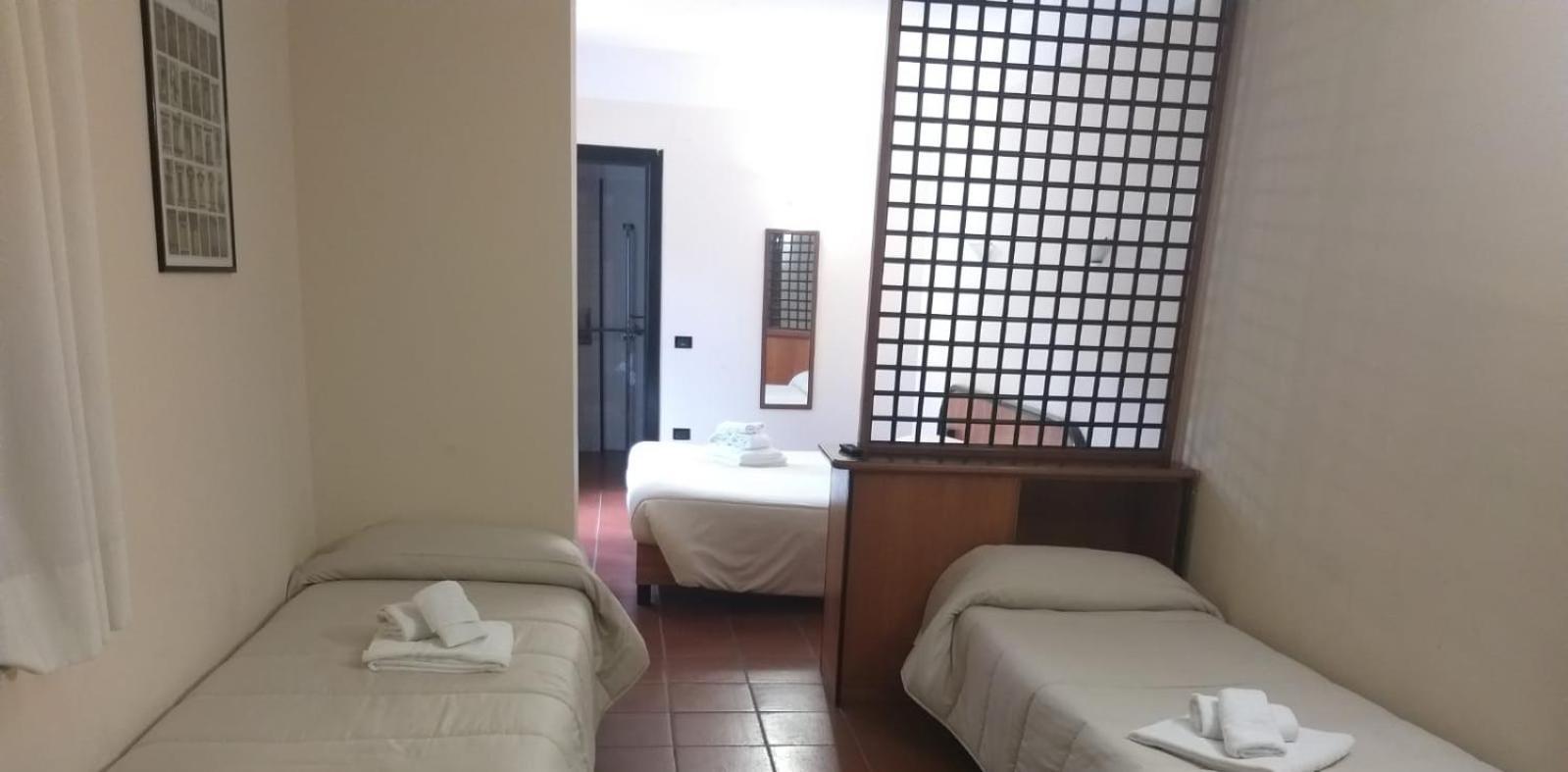 Lh Albergo Il Picchio Pescasseroli Exteriör bild